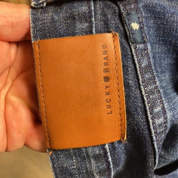 Jeans - Picture 9 of 9